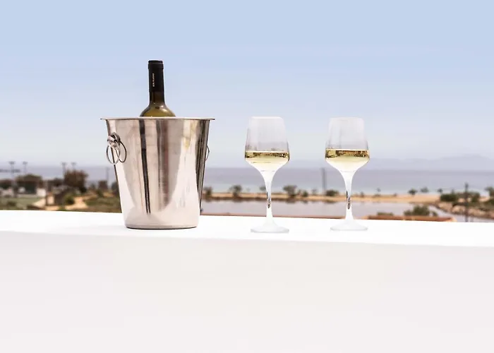 Cavos Paros Rooftop Boho-chic Design & Sea Views Apartment Aliki (Paros)